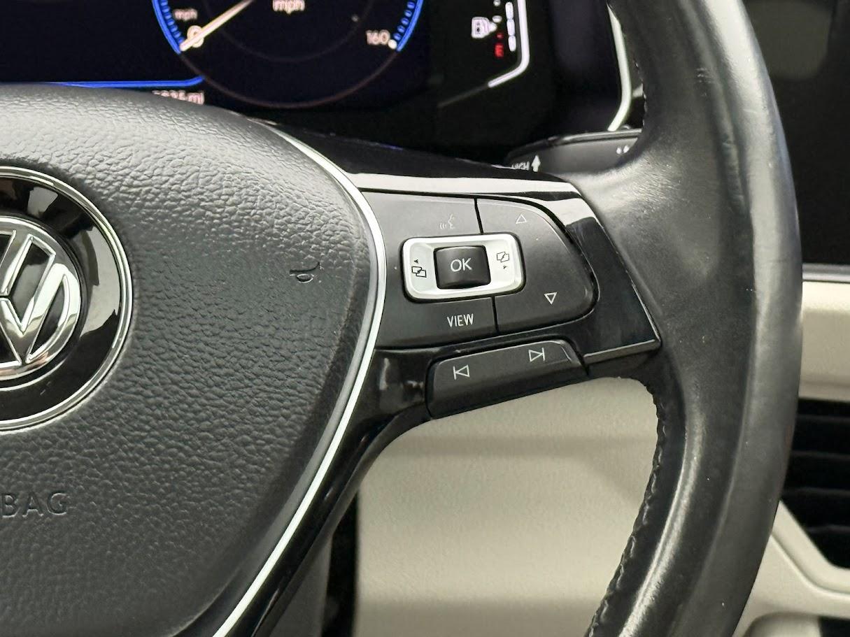 Volkswagen Jetta 1.4T SEL 8A 2019