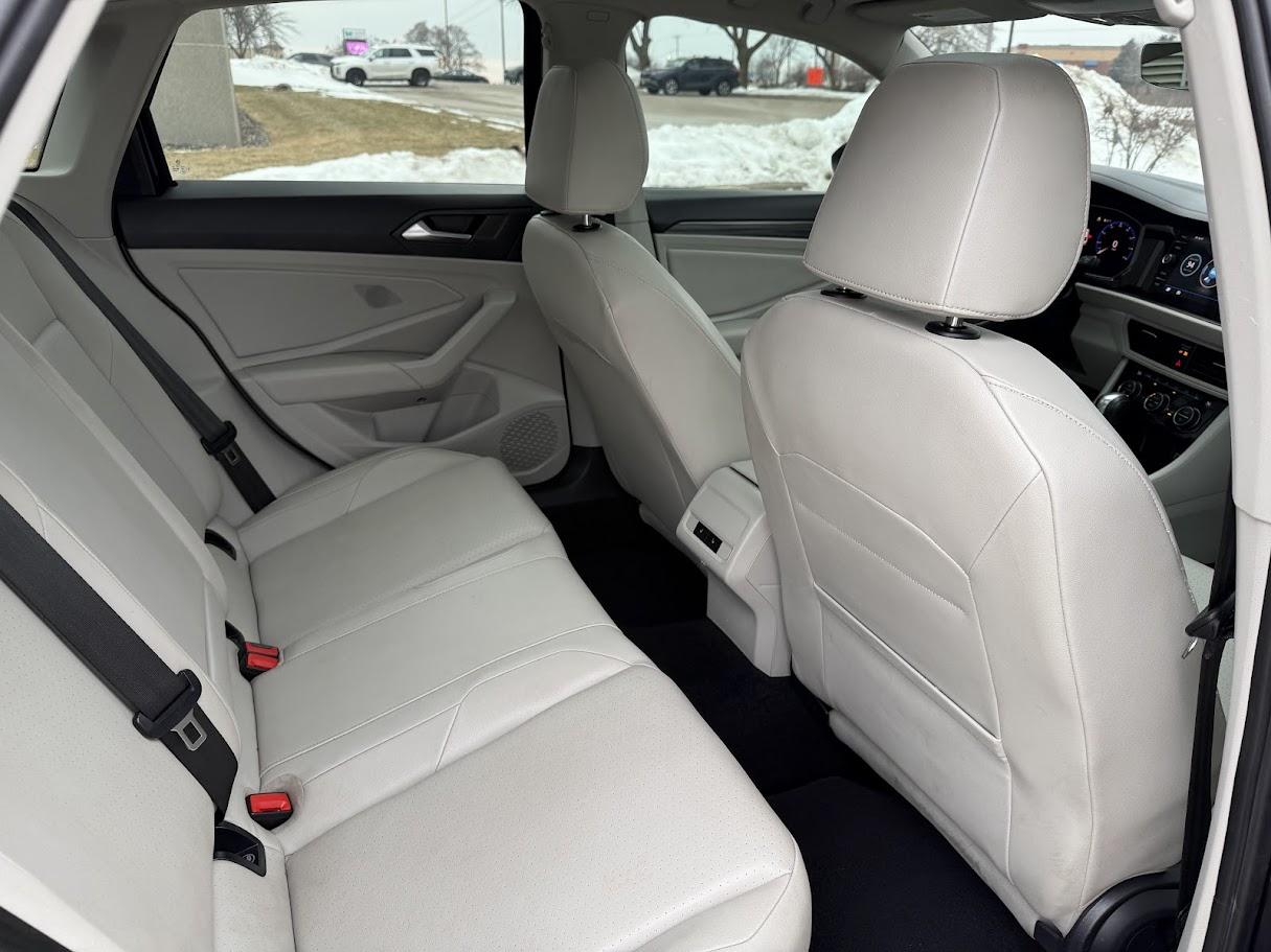 Volkswagen Jetta 1.4T SEL 8A 2019