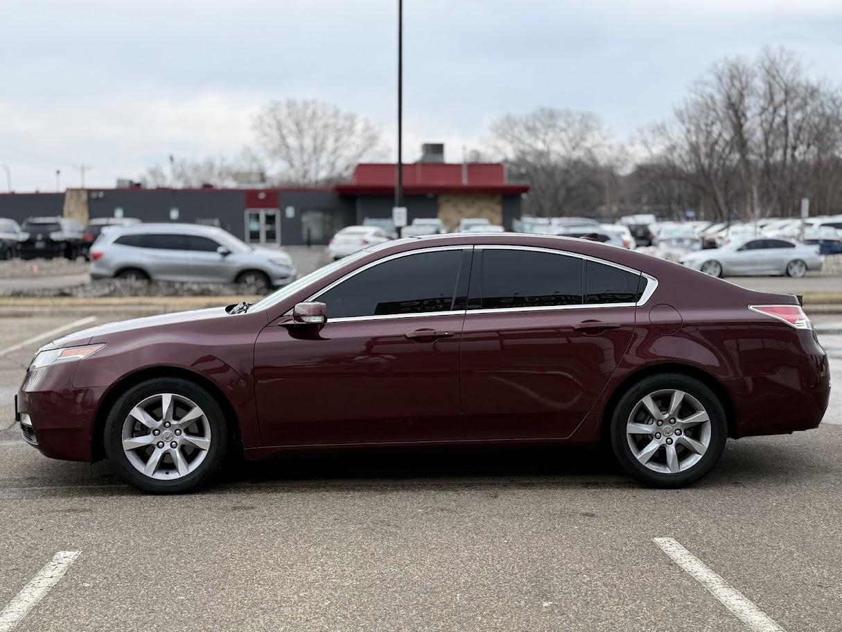 Acura TL 6-Speed AT with Tech Package and 18-In. WP 2012