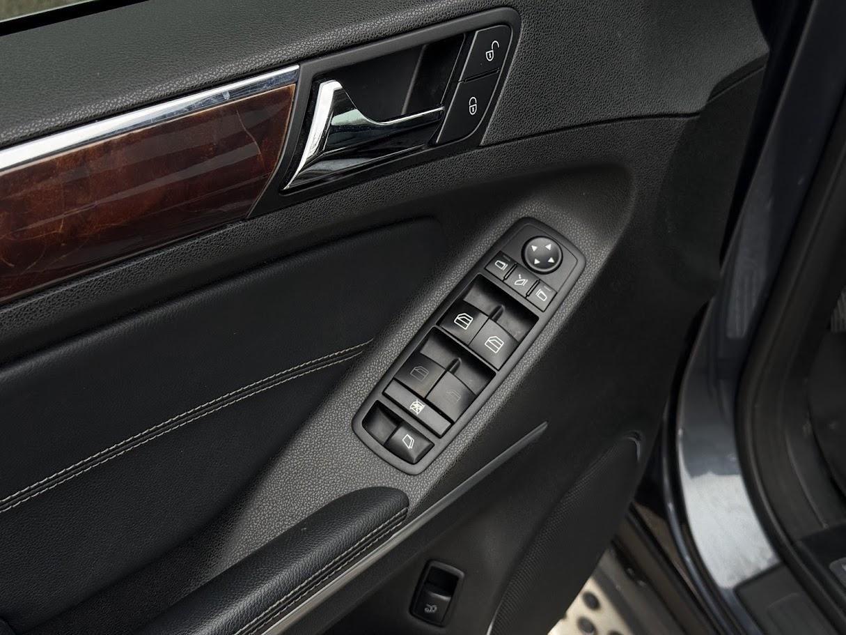 Mercedes-Benz GL-Class GL350 BlueTEC 2010