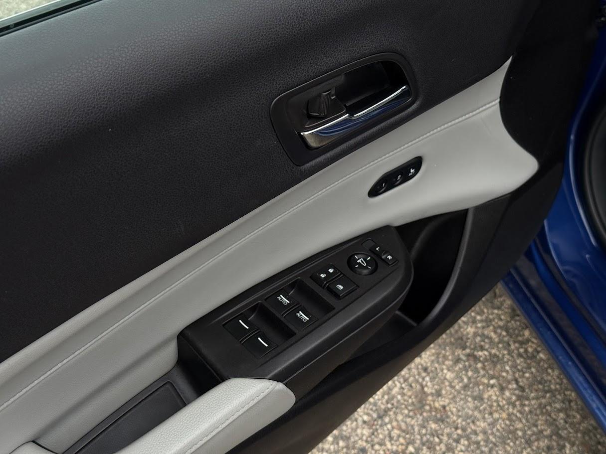 Acura ILX 8-Spd AT w/ Premium Package 2016