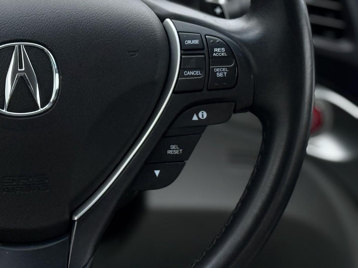 Acura ILX 8-Spd AT w/ Premium Package 2016