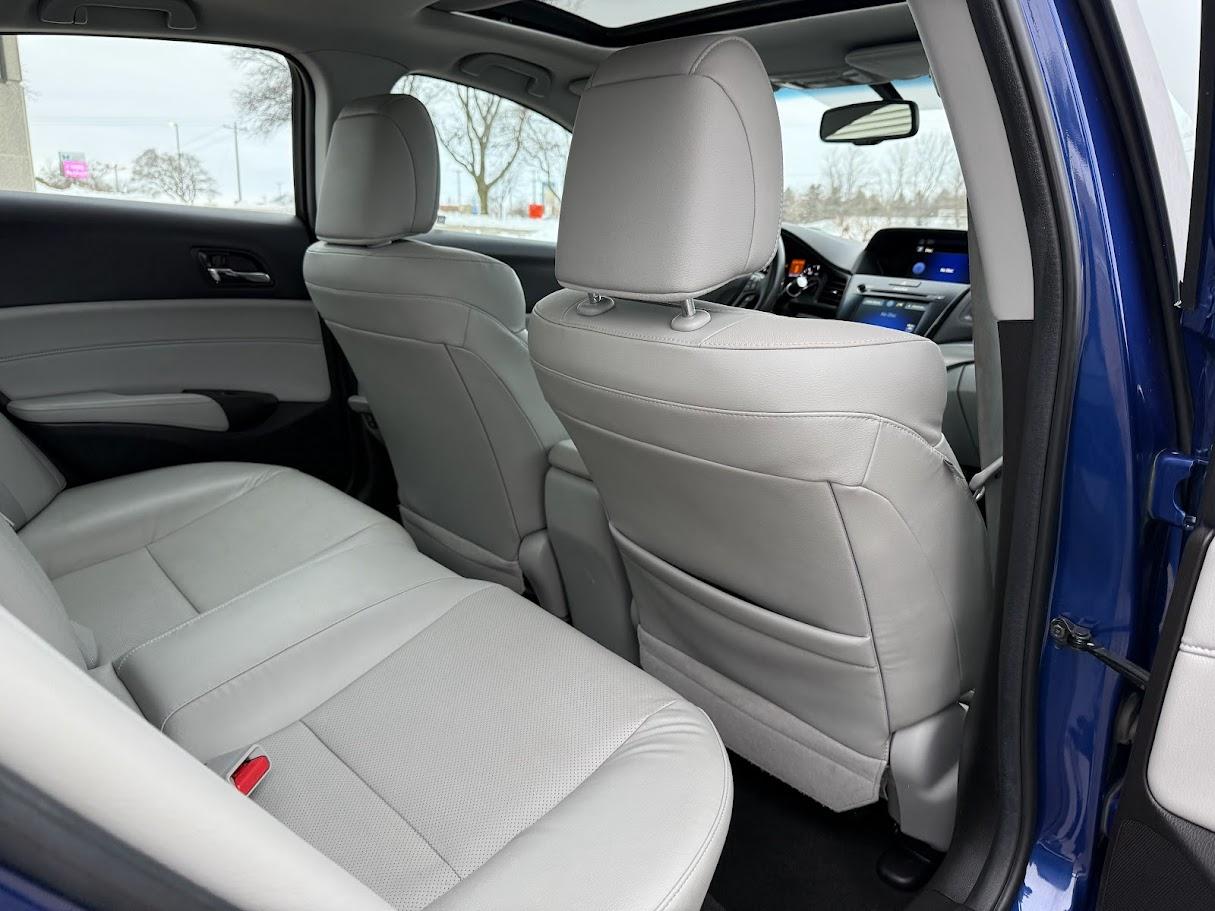 Acura ILX 8-Spd AT w/ Premium Package 2016