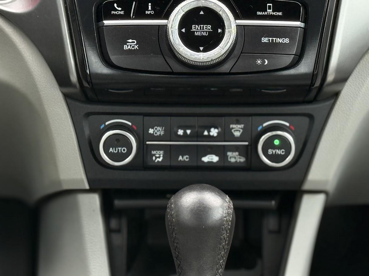 Acura ILX Premium Package 2022