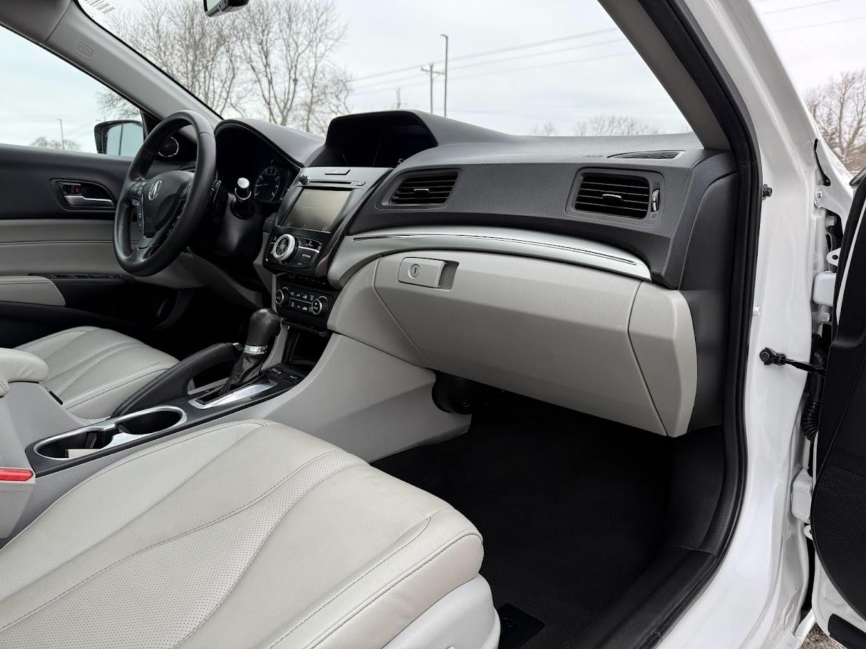 Acura ILX Premium Package 2022