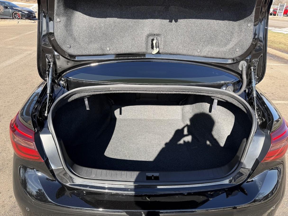 Infiniti Q50 3.0t SENSORY AWD 2023