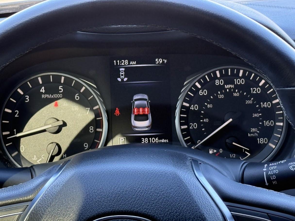 Infiniti Q50 3.0t SENSORY AWD 2023