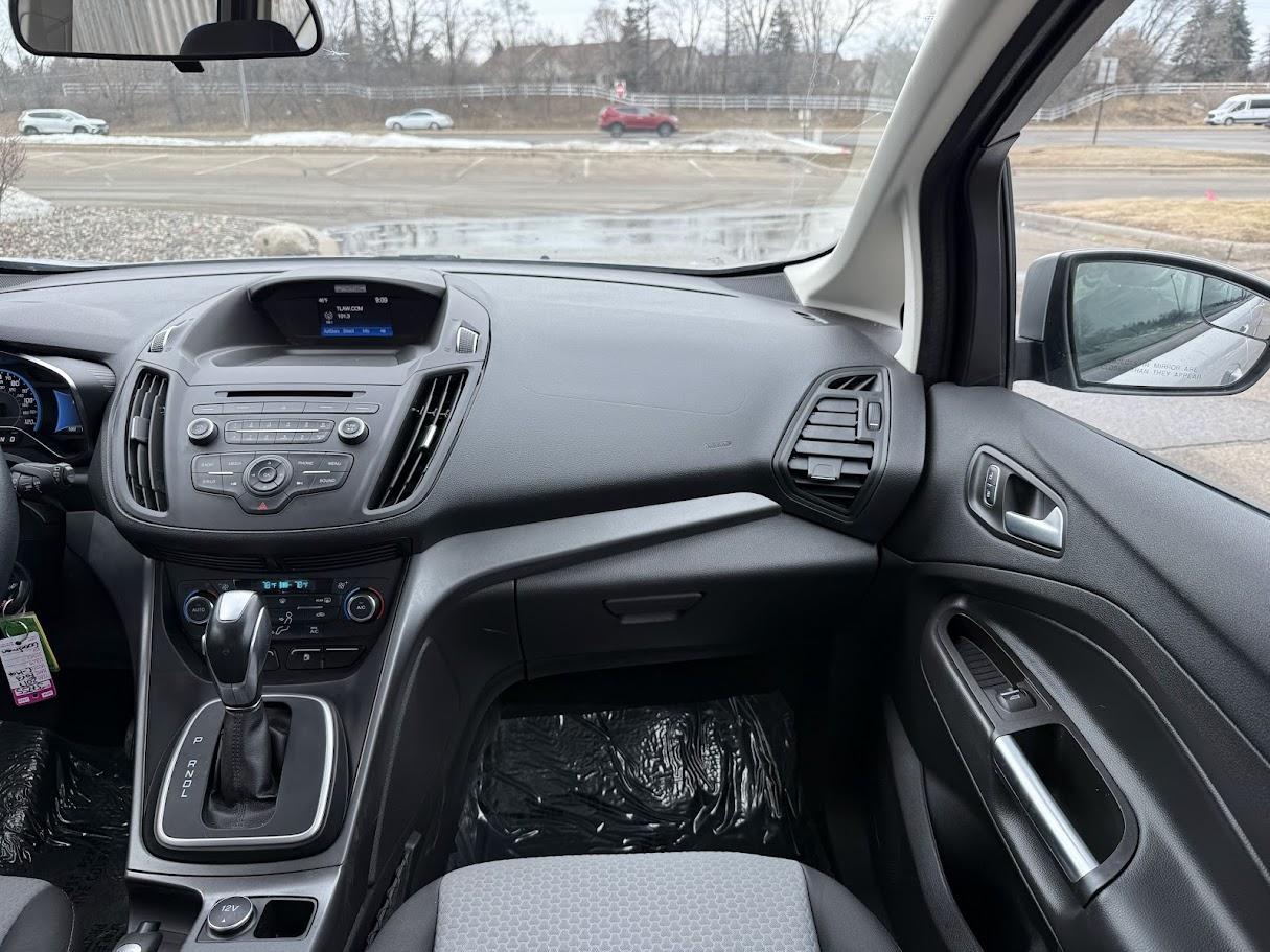 Ford C-Max Hybrid SE 2017