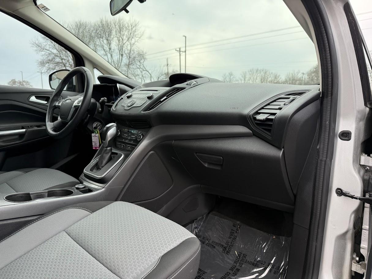 Ford C-Max Hybrid SE 2017