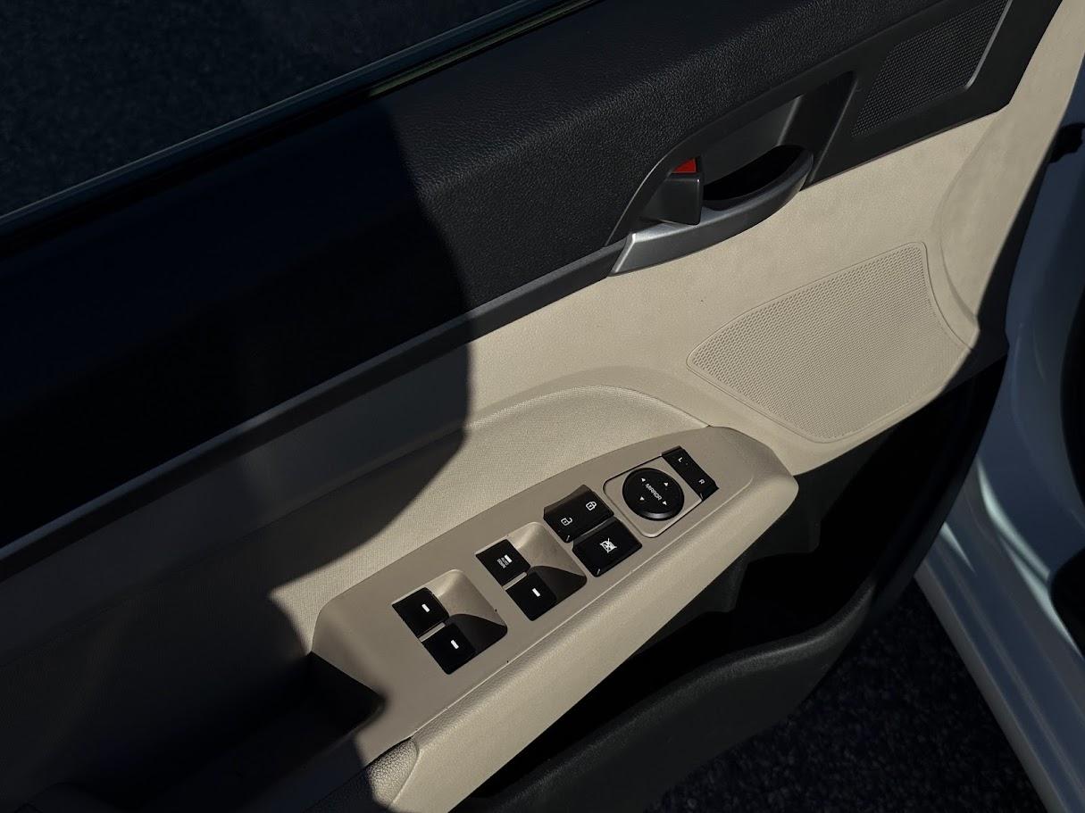 Hyundai Elantra SEL 2018