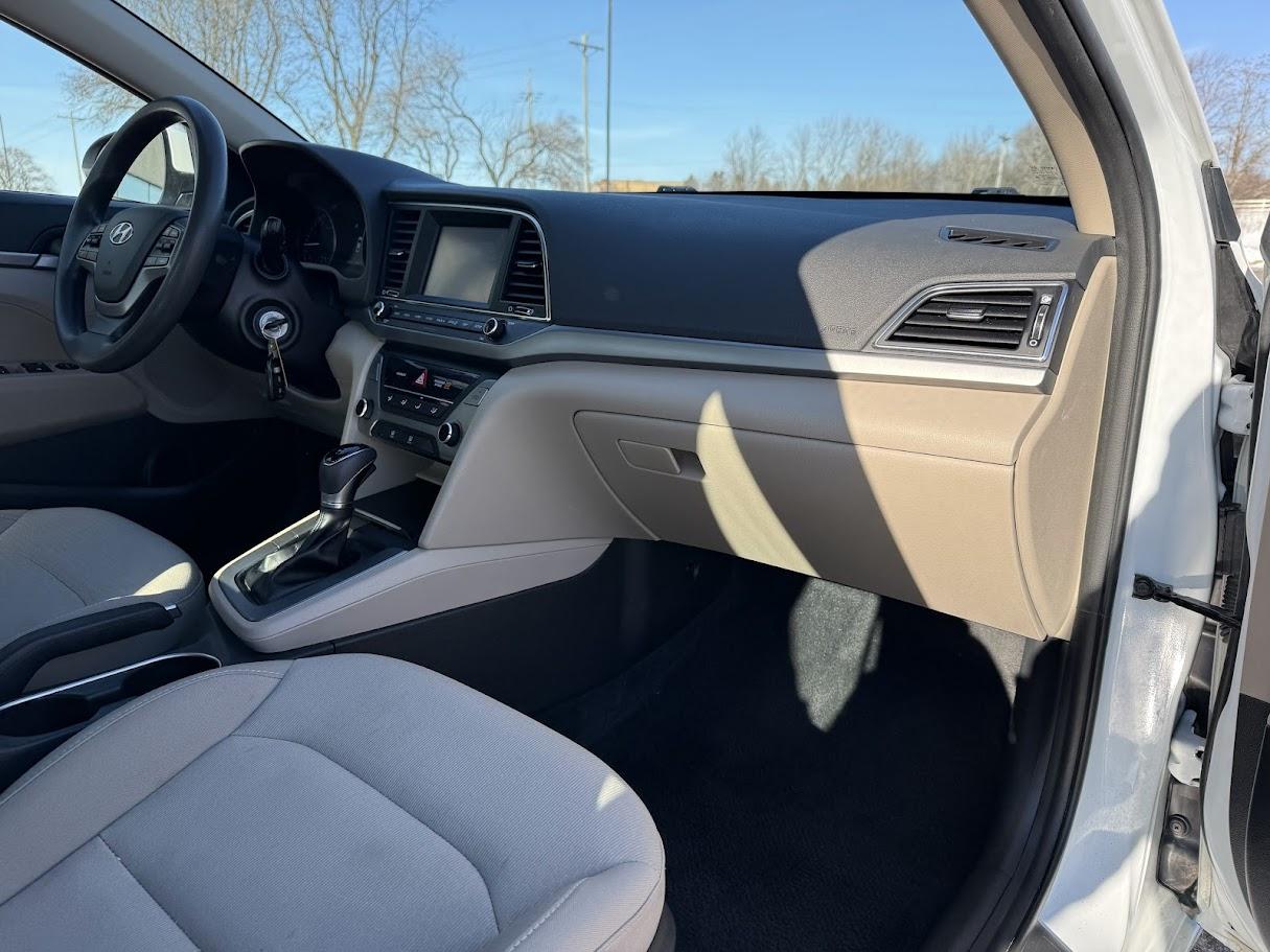 Hyundai Elantra SEL 2018