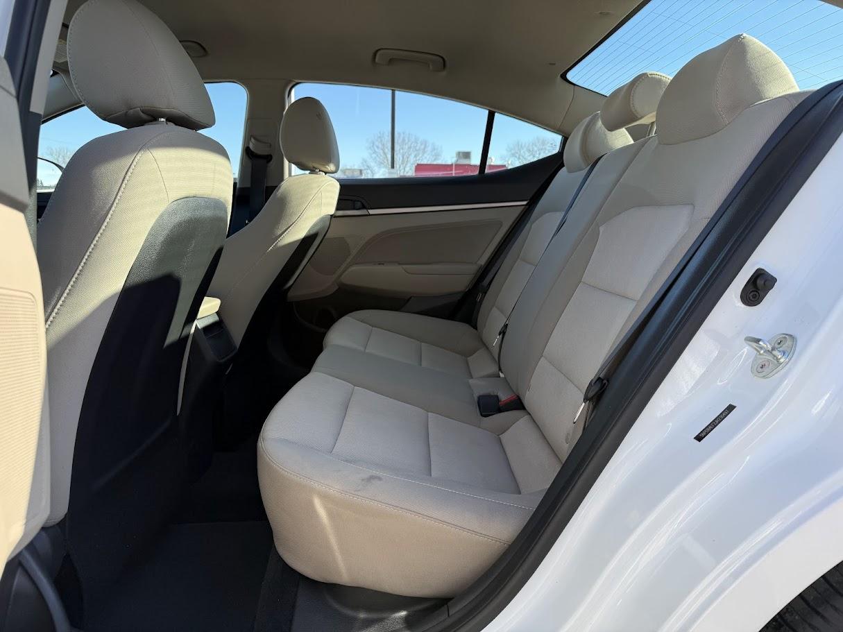 Hyundai Elantra SEL 2018