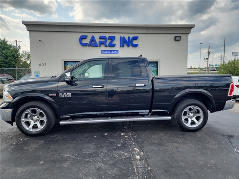 2017 RAM 1500 Laramie 4x4 Crew Cab 6'4" Box