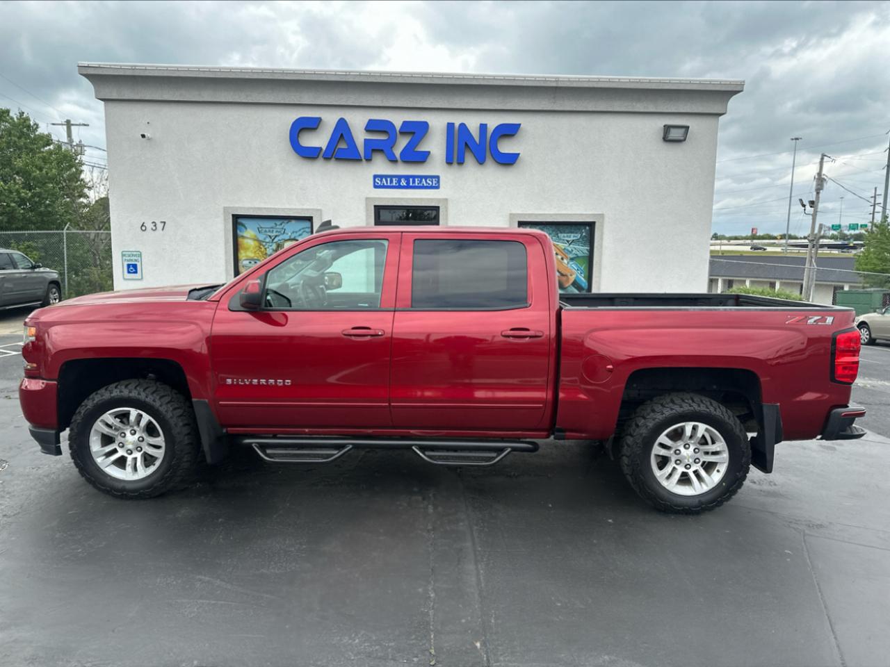 2018 Chevrolet Silverado 1500 4WD Crew Cab 143.5" LT w/2LT