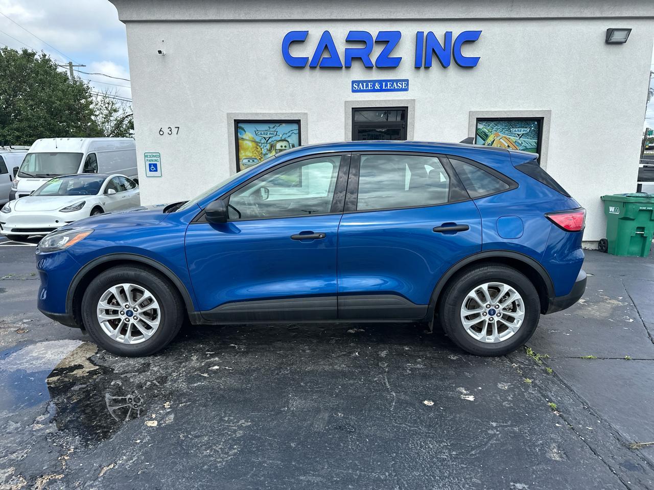 2022 Ford Escape S FWD