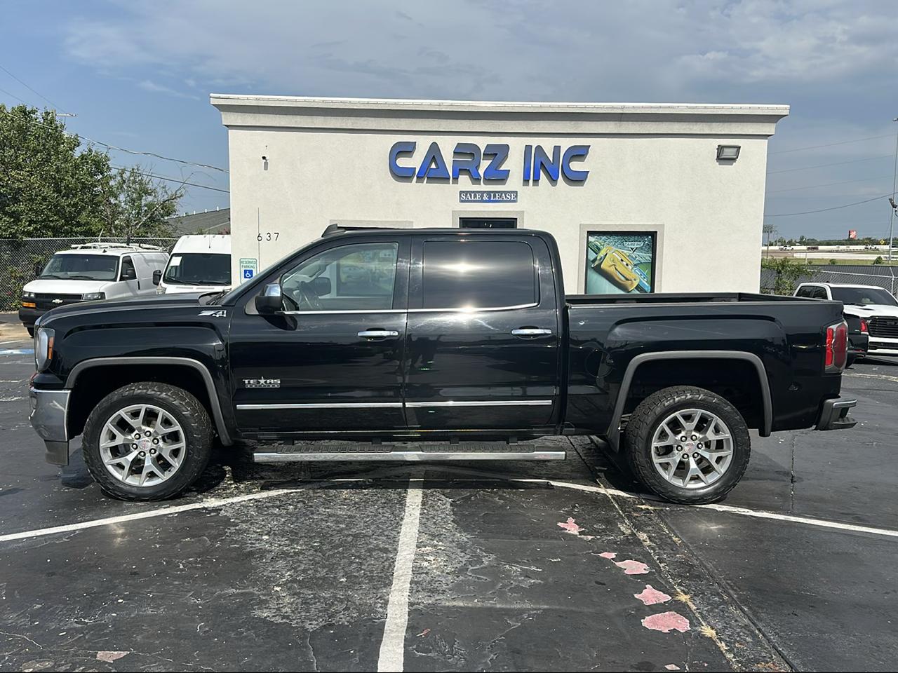 2018 GMC Sierra 1500 4WD Crew Cab 143.5" SLT