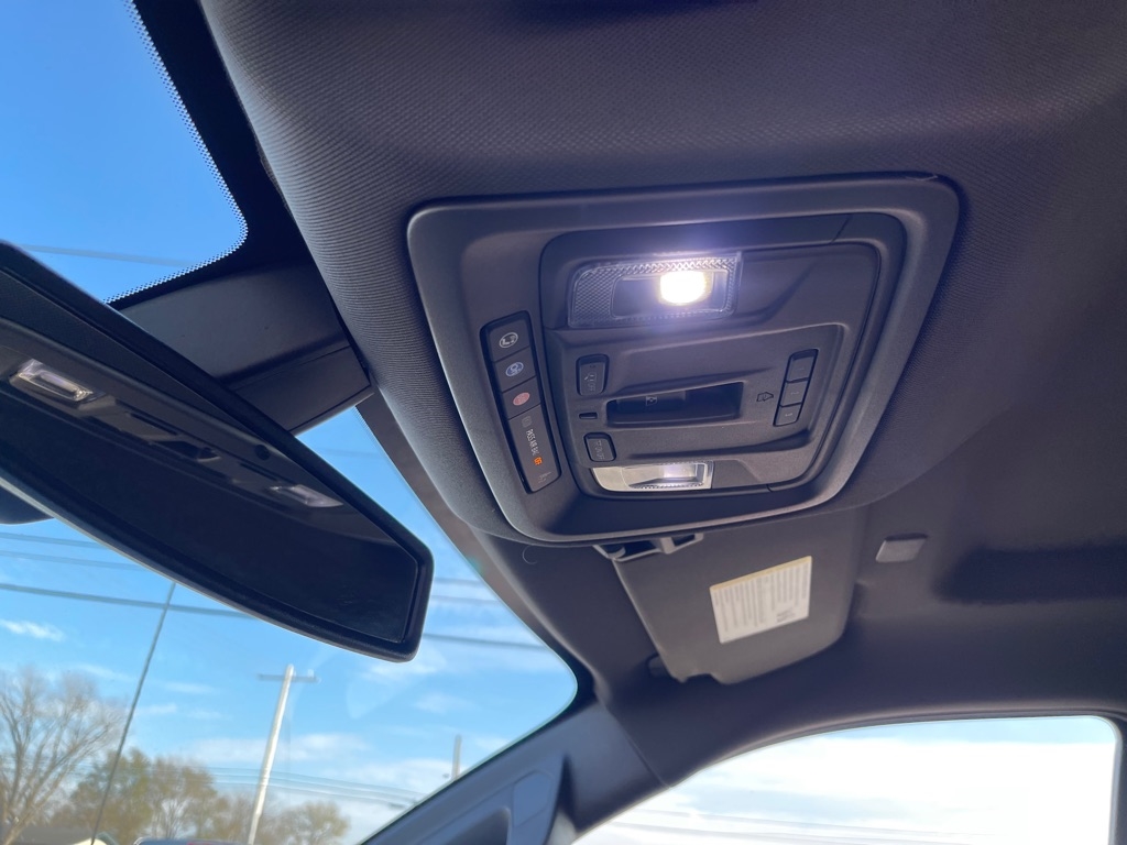 GMC Sierra 1500 SLT Crew Cab Long Box 2WD 2019