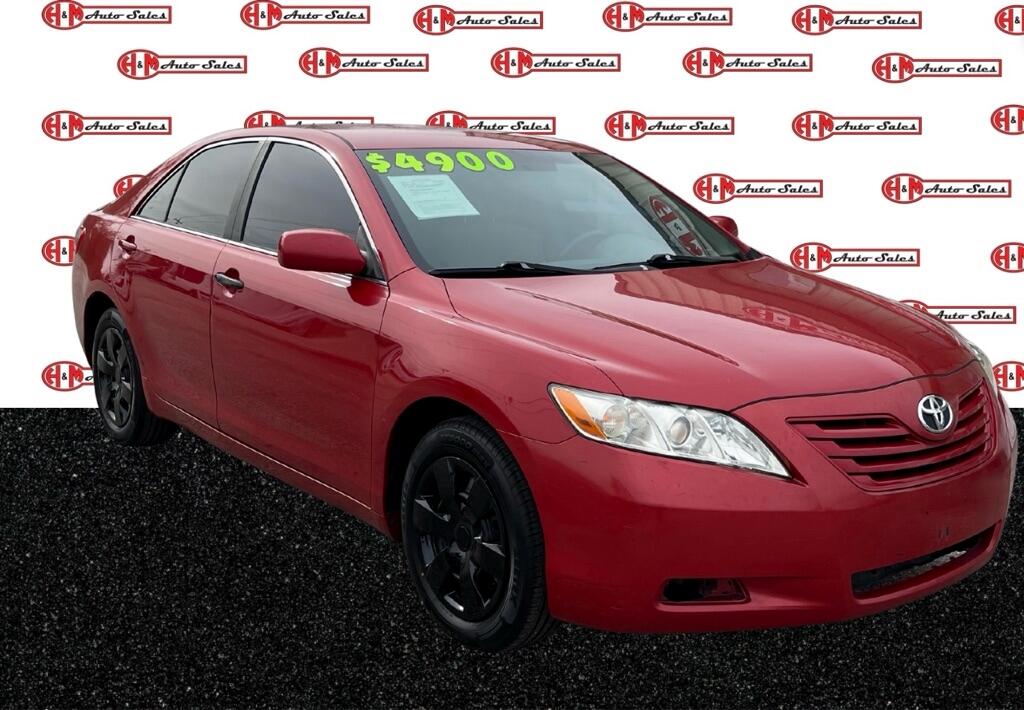 2009 Toyota Camry SE's photo
