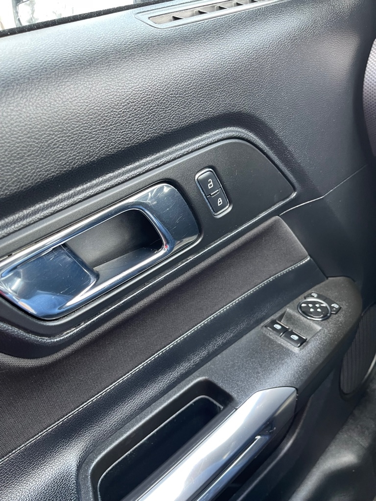 Ford Mustang EcoBoost Coupe 2017