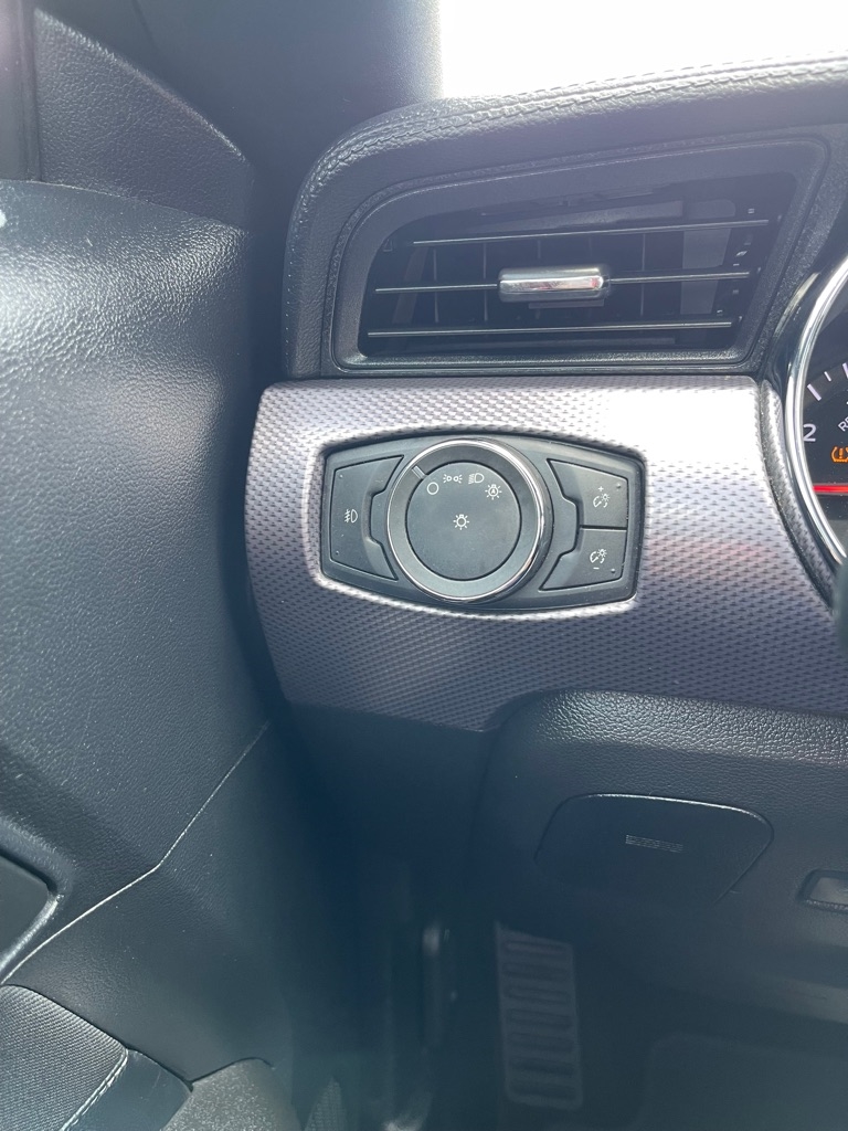 Ford Mustang EcoBoost Coupe 2017