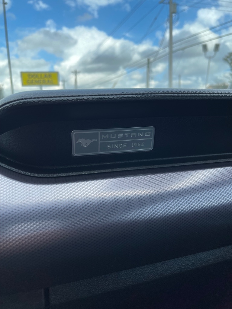 Ford Mustang EcoBoost Coupe 2017