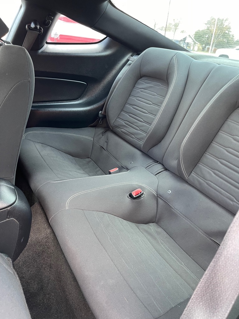 Ford Mustang EcoBoost Coupe 2017