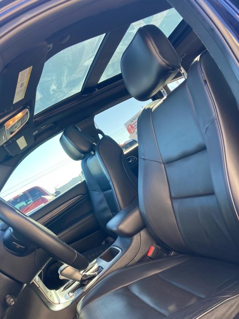 Jeep Grand Cherokee Overland 2WD 2018