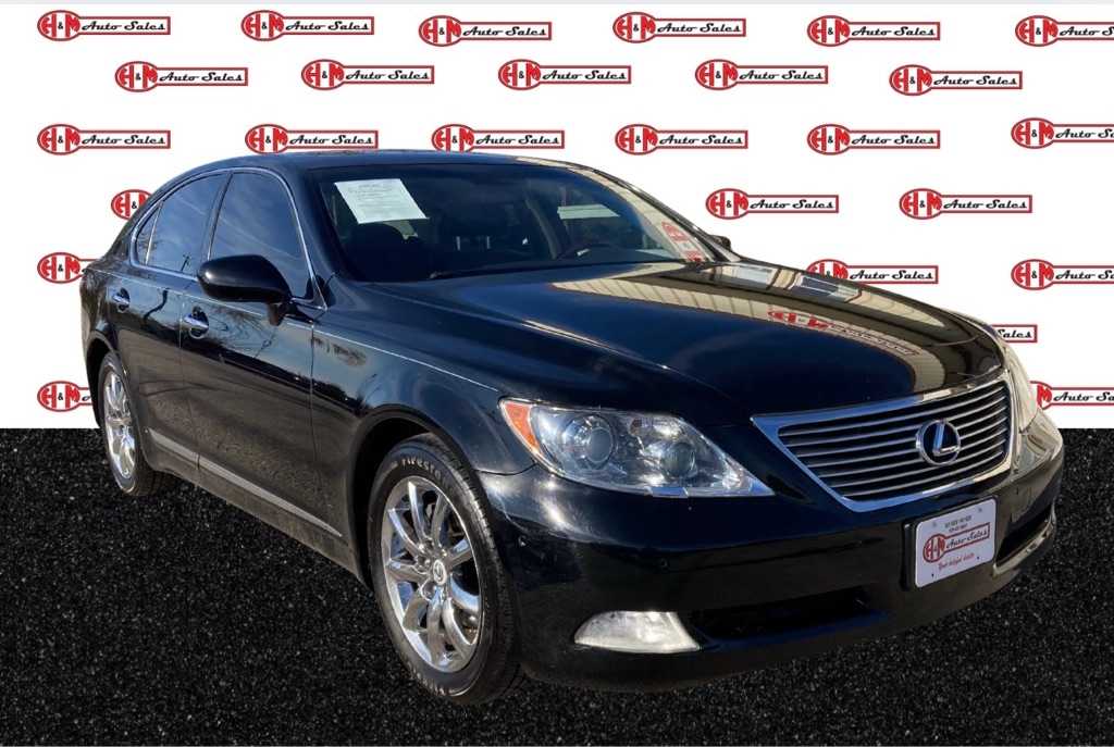 2008 Lexus LS Base's photo