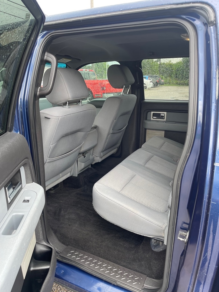Ford F-150 XL SuperCrew 5.5-ft. Bed 2WD 2012