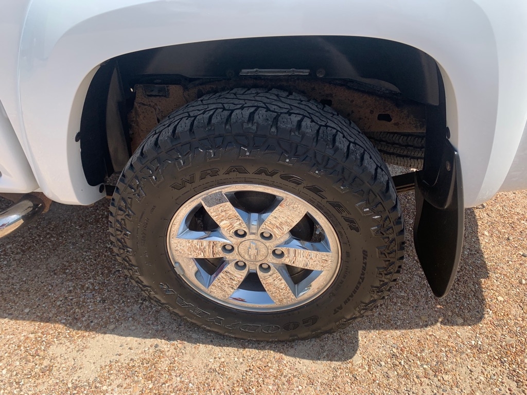 Chevrolet Colorado 2LT Crew Cab 2WD 2011