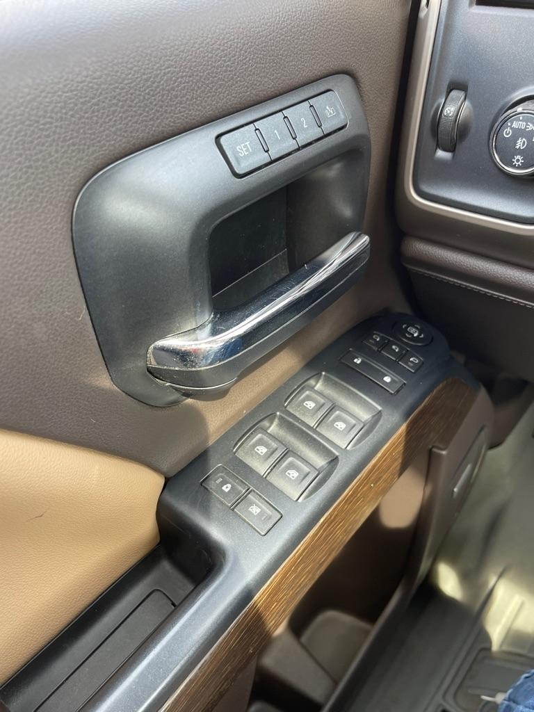 GMC Sierra 1500 Denali Crew Cab 4WD SWB 2017