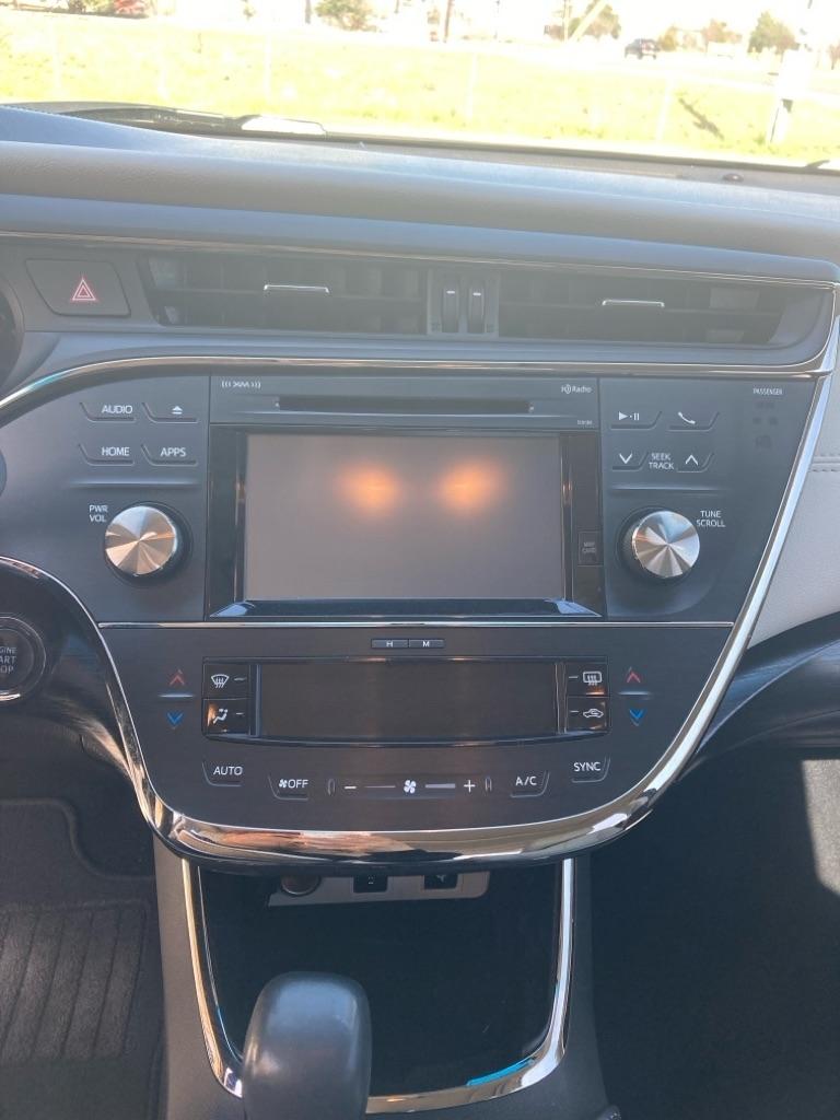 Toyota Avalon XLE 2016