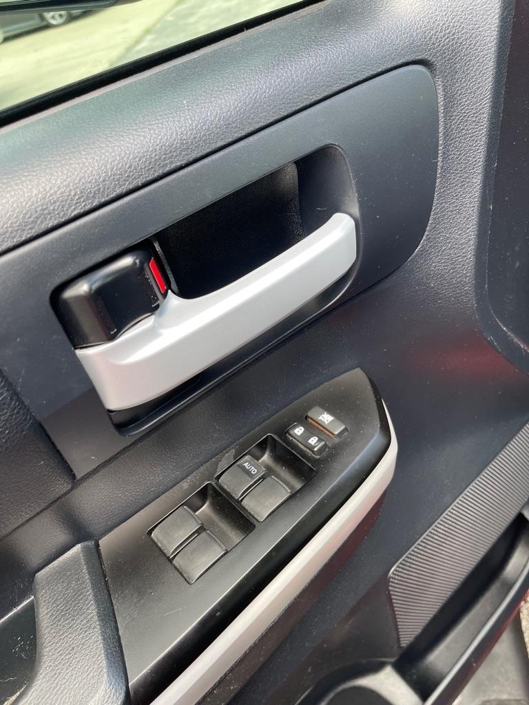 Toyota Tundra SR5 5.7L V8 CrewMax 2WD 2019