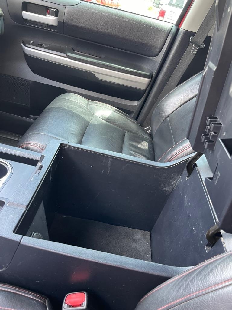 Toyota Tundra SR5 5.7L V8 CrewMax 2WD 2019