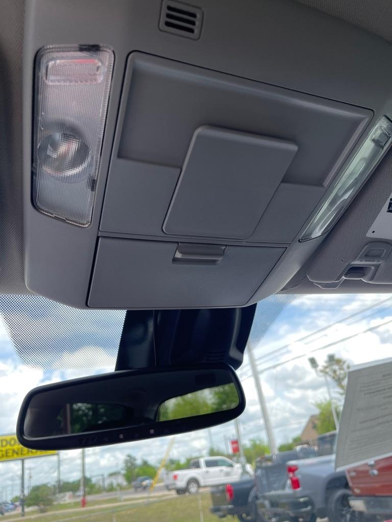 Toyota Tundra SR5 5.7L V8 CrewMax 2WD 2019