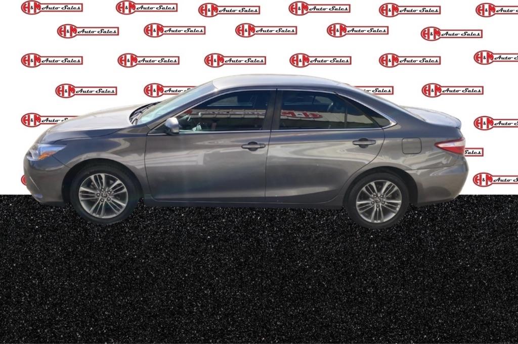 Toyota Camry LE 2017