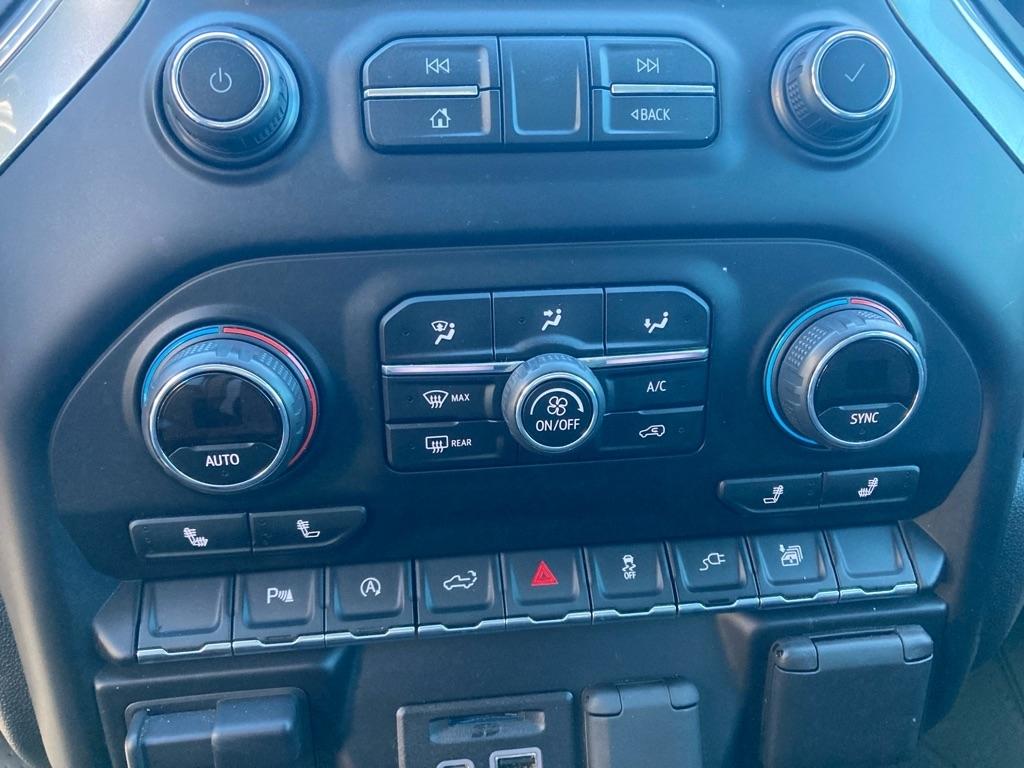 Chevrolet Silverado 1500 LT Crew Cab 2WD 2019