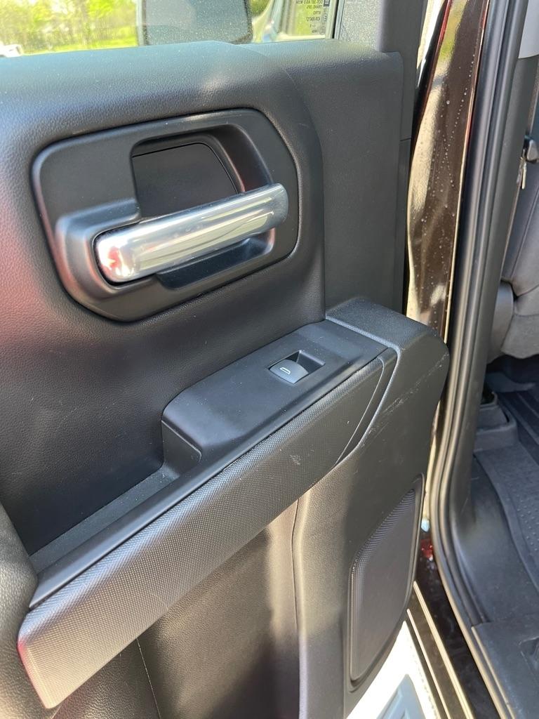 Chevrolet Silverado 1500 LT Crew Cab 2WD 2019