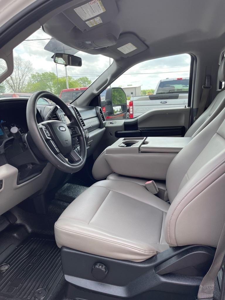 Ford F-250 SD XL Crew Cab 2WD 2018