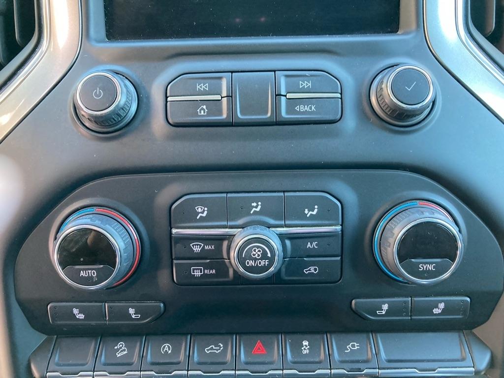 Chevrolet Silverado 1500 LT Trail Boss Crew Cab 4WD 2021
