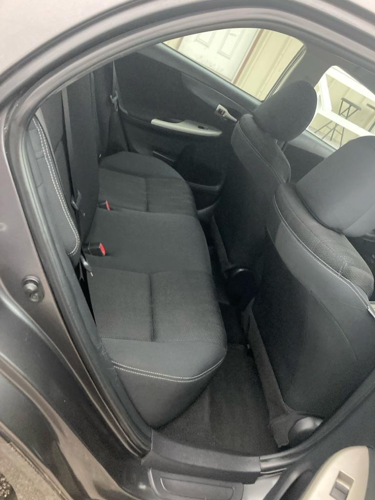 Toyota Corolla L 5-Speed MT 2012