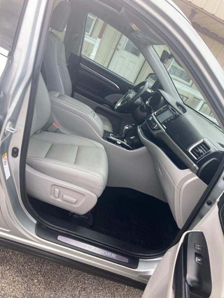 Toyota Highlander Limited FWD V6 2018