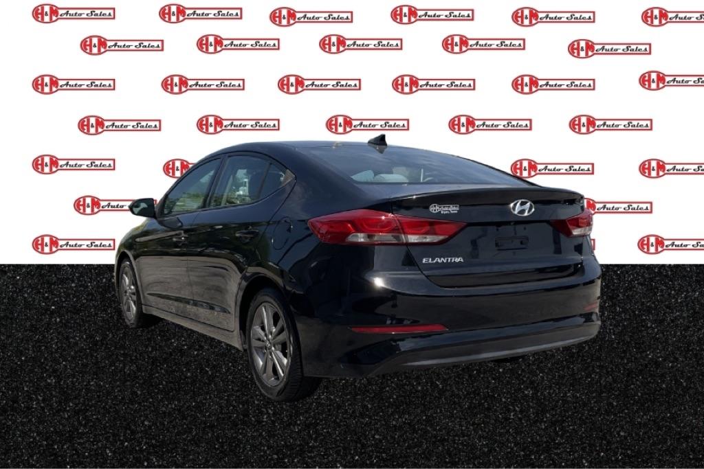 Hyundai Elantra Value Edition 6A 2017