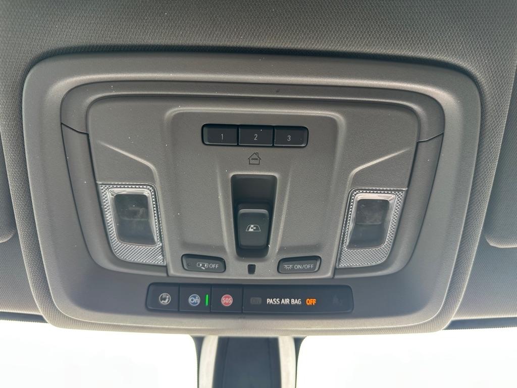 Chevrolet Silverado 1500 1LT Crew Cab 4WD 2020