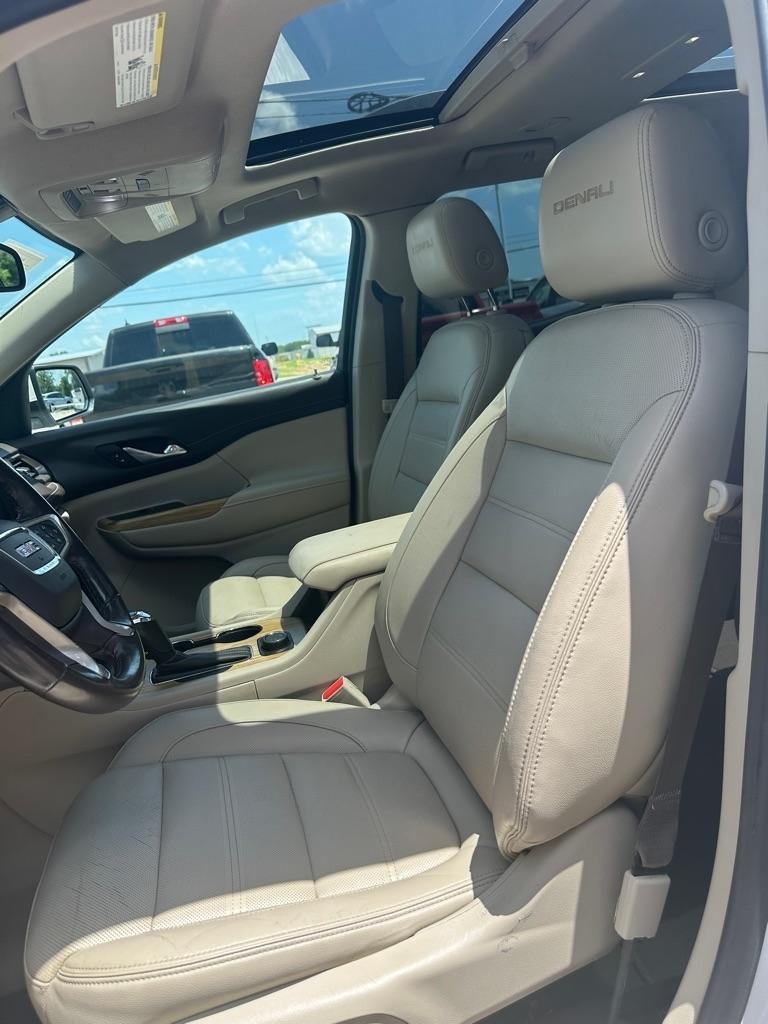 GMC Acadia Denali AWD 2019