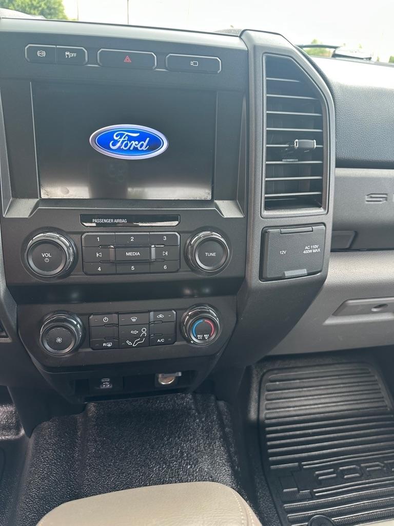 Ford F-350 SD XL Crew Cab Long Bed DRW 4WD 2021