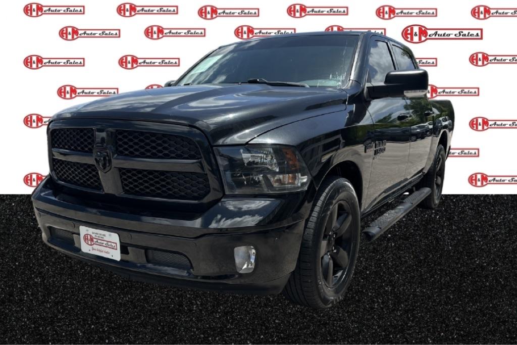 RAM 1500 Classic Tradesman Crew Cab SWB 2WD 2019