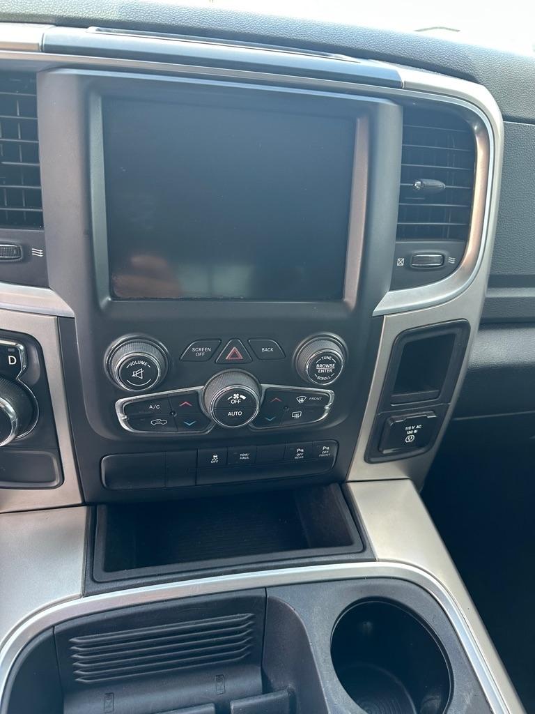 RAM 1500 Classic Tradesman Crew Cab SWB 2WD 2019
