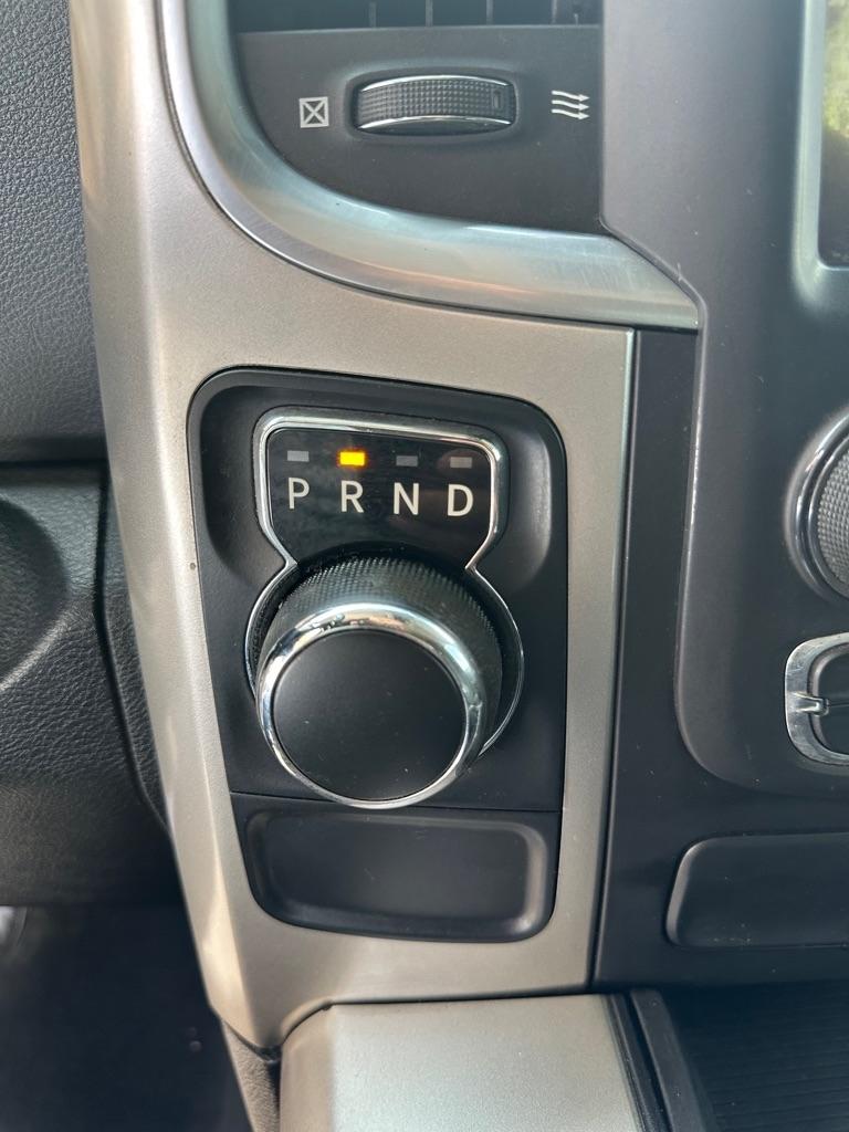 RAM 1500 Classic Tradesman Crew Cab SWB 2WD 2019