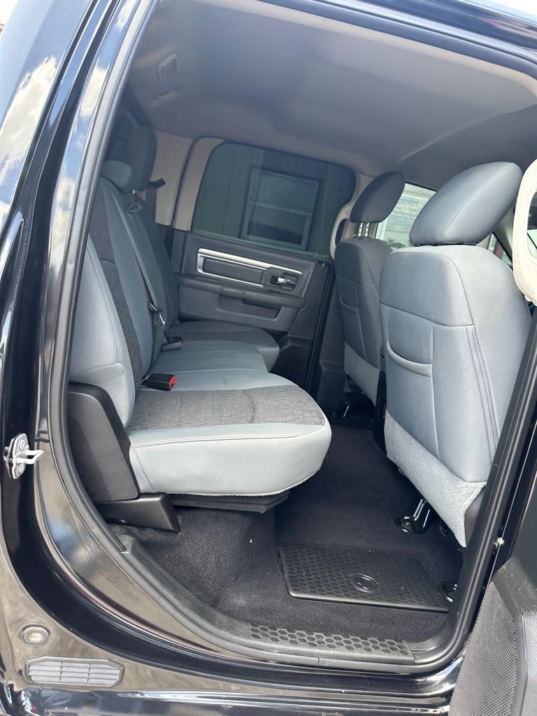 RAM 1500 Classic Tradesman Crew Cab SWB 2WD 2019